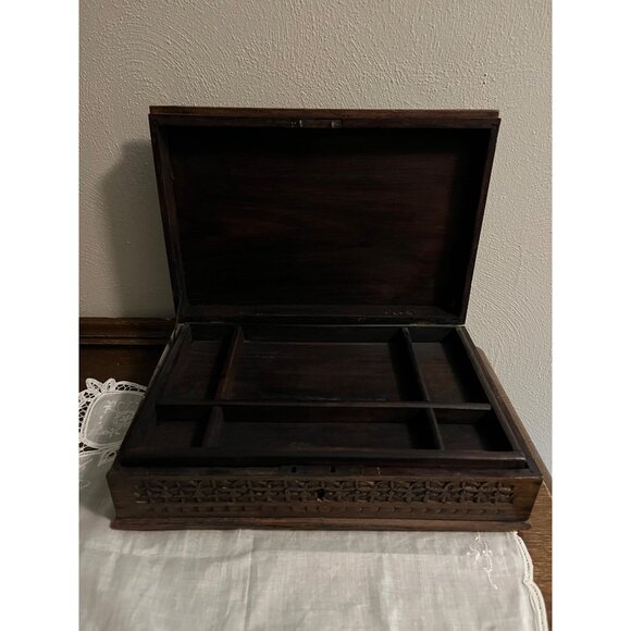 Vintage Carved Wooden Jewelry Trinket Box - Picture 3 of 8